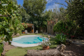 Villa Los Matos Pool and Garden Valleseco